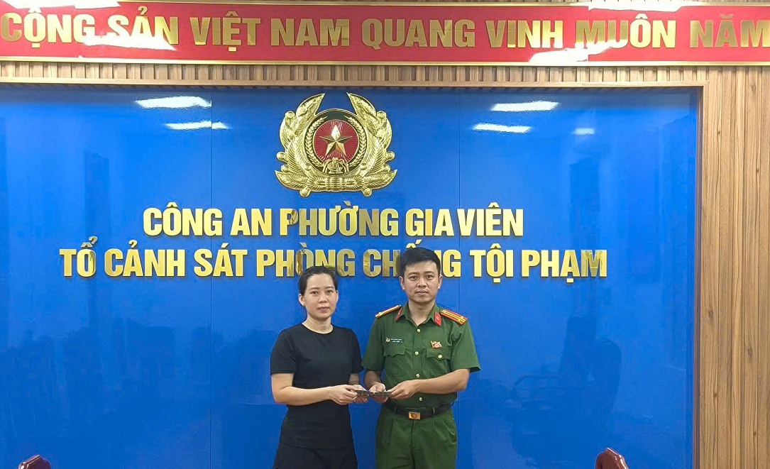 Công an phường Gia Viên tìm thấy 50 triệu đồng của người dân đánh rơi